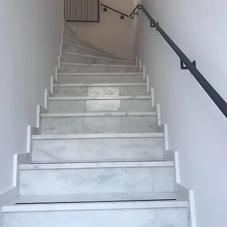 Eleni's House 菲尼孔塔