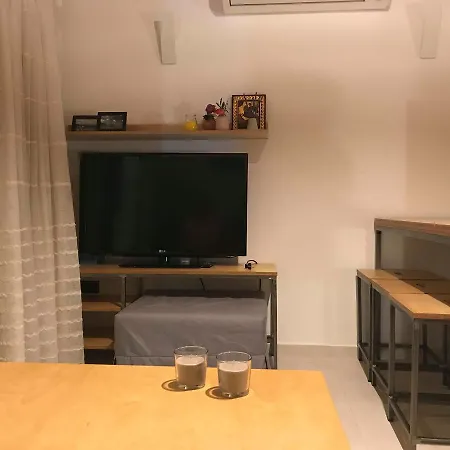 Eleni's House Ferienhaus *