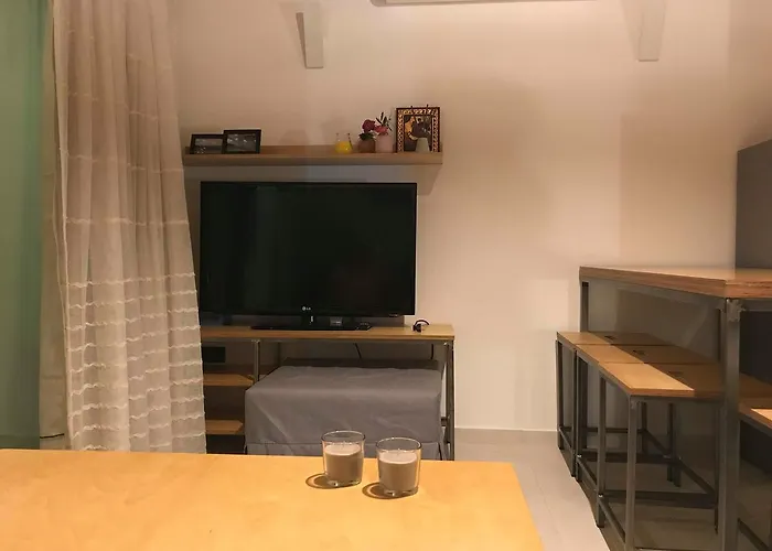 Eleni's House Дом отдыха *